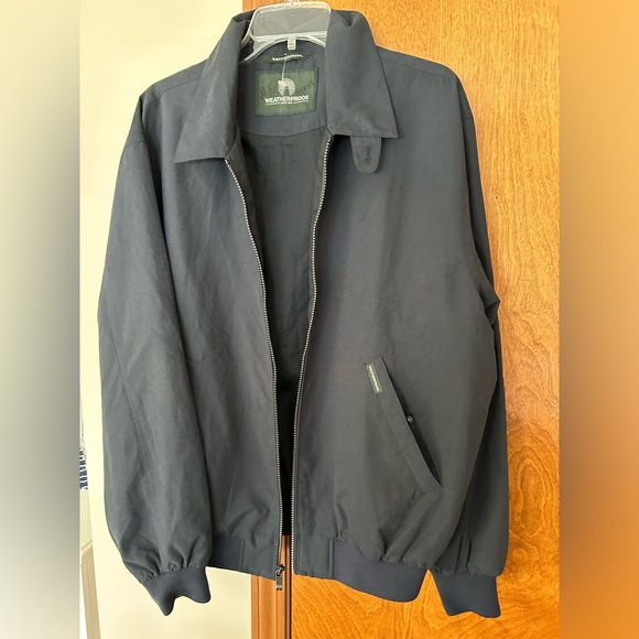 Weatherproof Other - WP100 Men’s black golf jacket. Snap pockets weatherproof